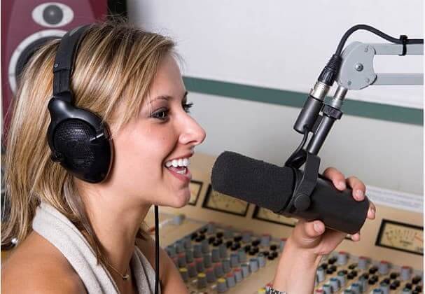 How to Start a Radio Station: Step-by-Step Guide