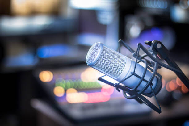 Features you get in your online radio station